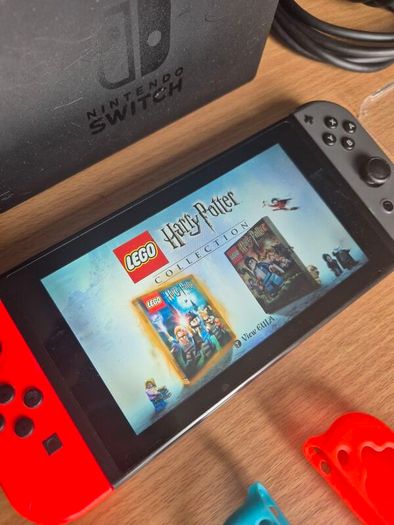 Nintendo switch + games