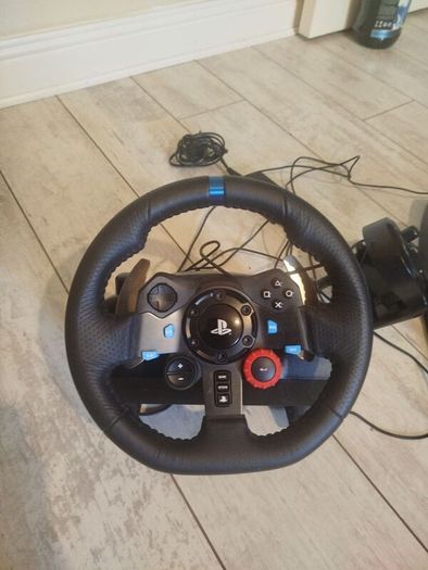 Logitech G29 Racing Wheel + Shifter Set