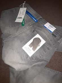 New H&M Woman push up jeans
