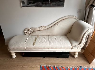Chaise Lounge