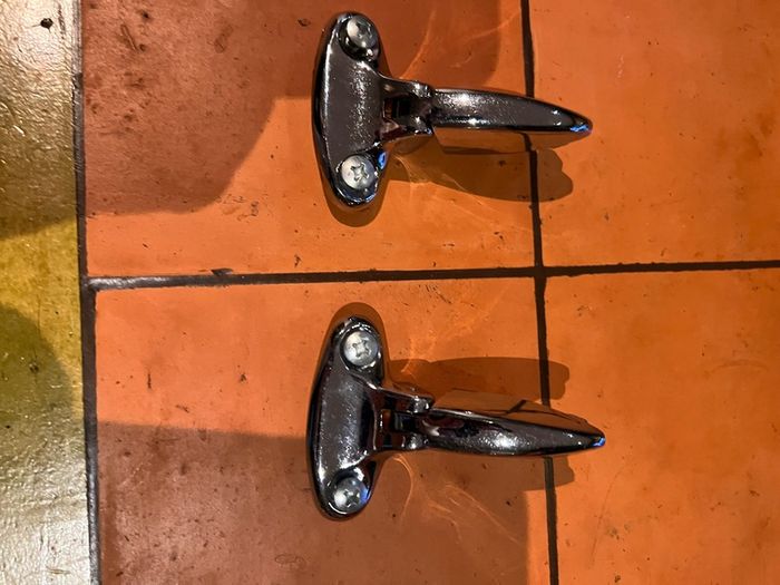 Classic mini chrome boot hinges