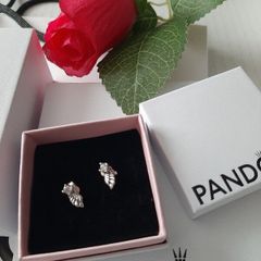 New genuine pandora angel wing earrings
