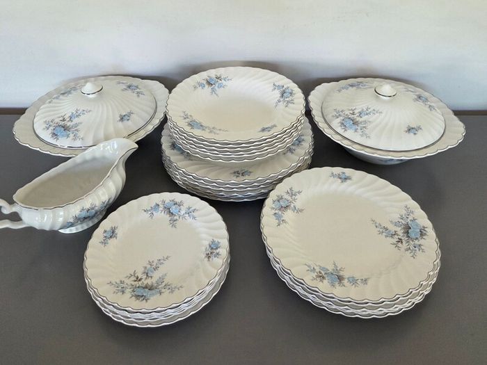 Dinner Set Snowhite Regency