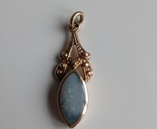 Vintage 9ct gold marquise opal pendant Edwardian style