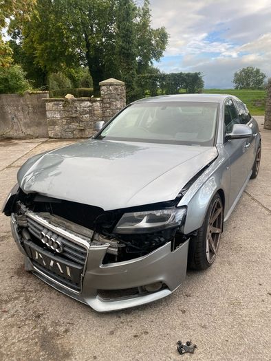 Audi A4 Breaking Only For Parts