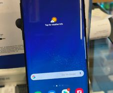 Samsung Galaxy S8 64GB Locked to Vodafone Network Black, Front and Back Has Cracks