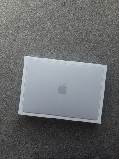 MacBook Neo 13-inch 512gb Brand New Sealed