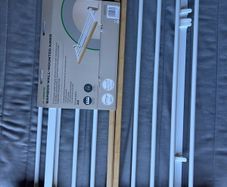 Wall mounted airer