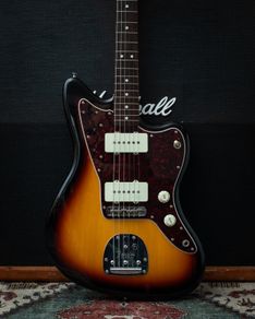 Fender Jazzmaster Traditional II 60s 2020 - Sunburst