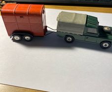 Corgi Toys Land Rover Set