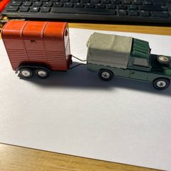 Corgi Toys Land Rover Set