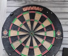 dart board
