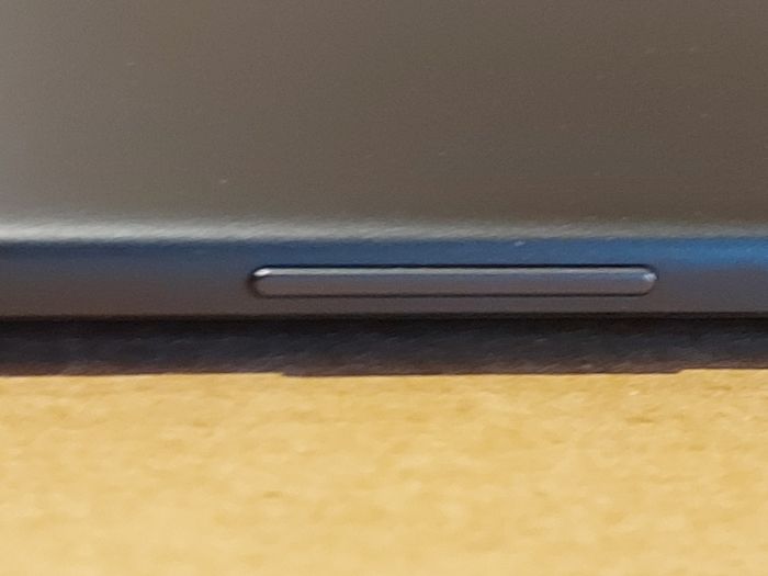 Samsung Galaxy Tab S5e. SM-T720, Crack on screen, Not powering on, for parts or repair