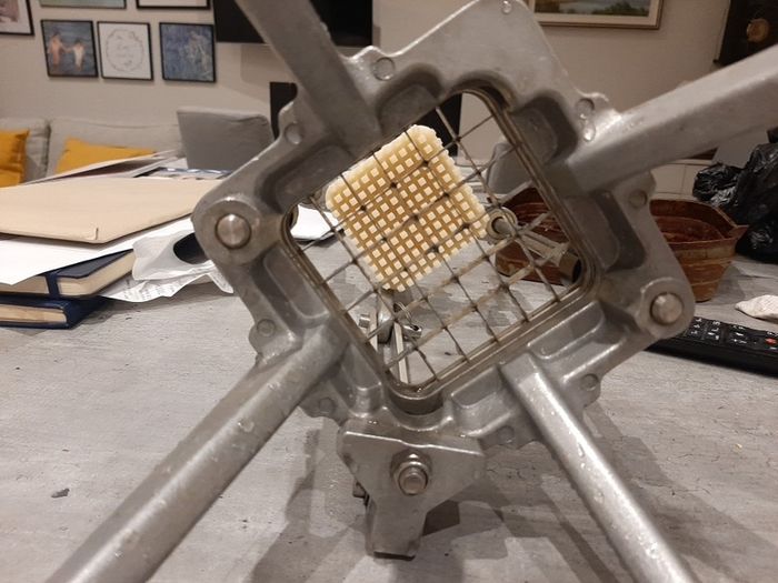 manual potato chipper