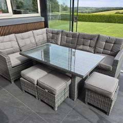 Corner patio dining set
