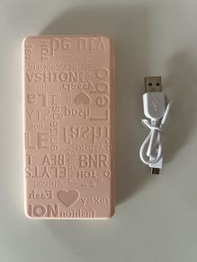 Miniso portable charger