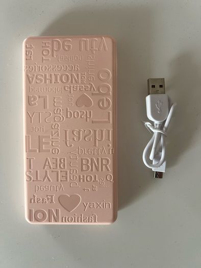 Miniso portable charger