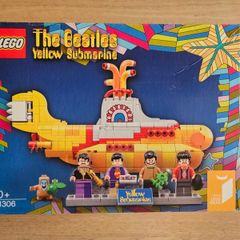 lego ideas 21306 the beatles yellow submarine