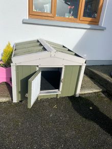 insulated Dog House