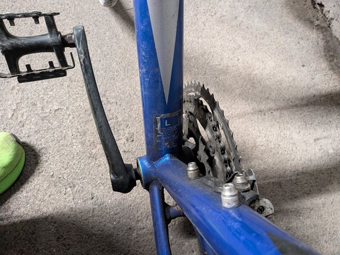 Large Giant FCR2.5 (needs rear wheel)