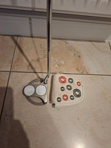 Golf putter
