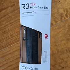 Bontrager R3 Hard Case Lite Road bike tyre 700 x 25