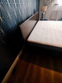King size bed