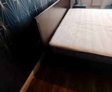 King size bed