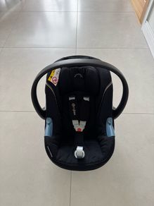 Cybex Aton M carseat