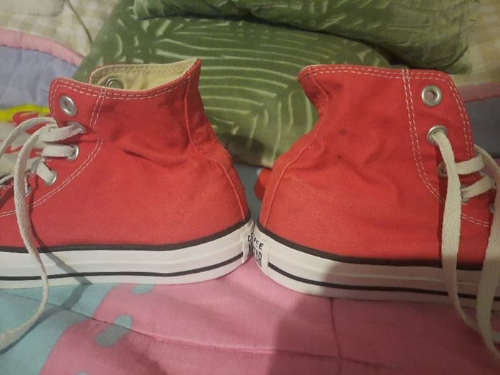 red high top converse