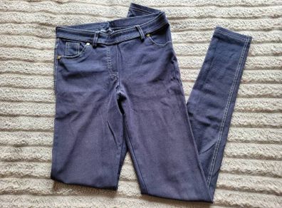 Select Skinny Dark Wash Jeans / Leggings