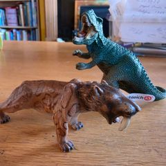 Schleich prehistoric figures / dinosaur