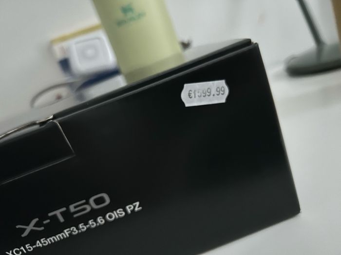 FUJIFILM X-T50 + 15-45 lens kit + accessories