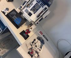 lego R2-D2
