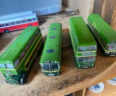 Bus models x 12. 10 euro each or 100 the lot