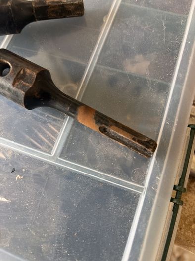 Core bit attachment