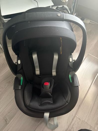 Infant car seat and isofix