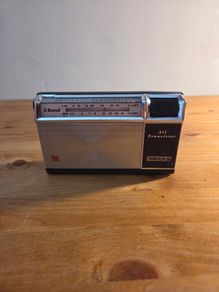 vintage panasonic radio
