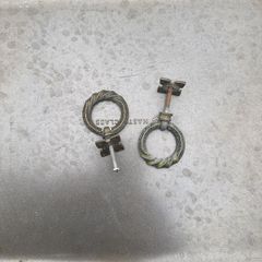 knobs