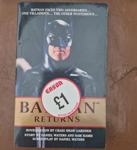 1992 paperback of Batman Returns