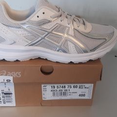 Asics Jog Trainers Brand New Size 7