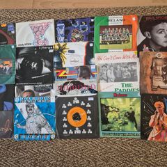 Vinyl Singles for 5 euros each