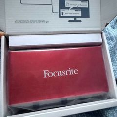 focusrite Scarlett 2i2 and condenser mic mpm-1000