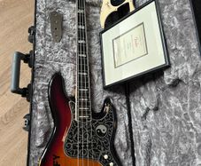 Fender Elite Jazz bass & Flight Case made in USA