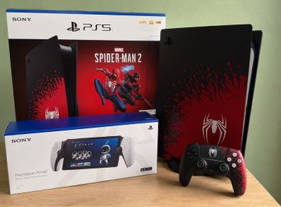 PlayStation 5 Spider-Man & PS Portal Bundle (Excellent Condition)