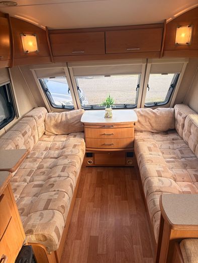 Compass Corona 524 Caravan 2009