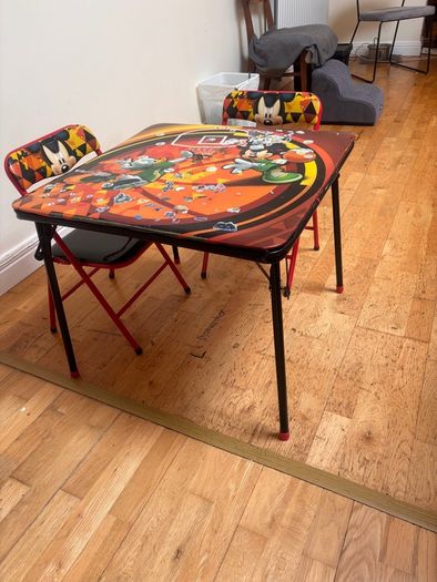 Child's Disney folding table + 2 chairs