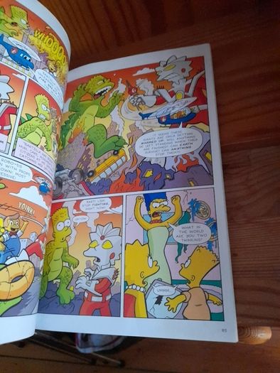 Simpsons Comic Book x 2