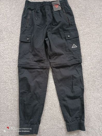 NEW.boy's trousers.age 11/12