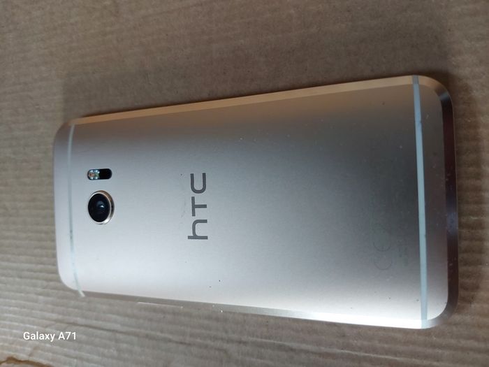HTC 10 Mobile Phone, Model 2PS6200, in excellent cosmetic condition, FRP Google Locked, for parts or repair